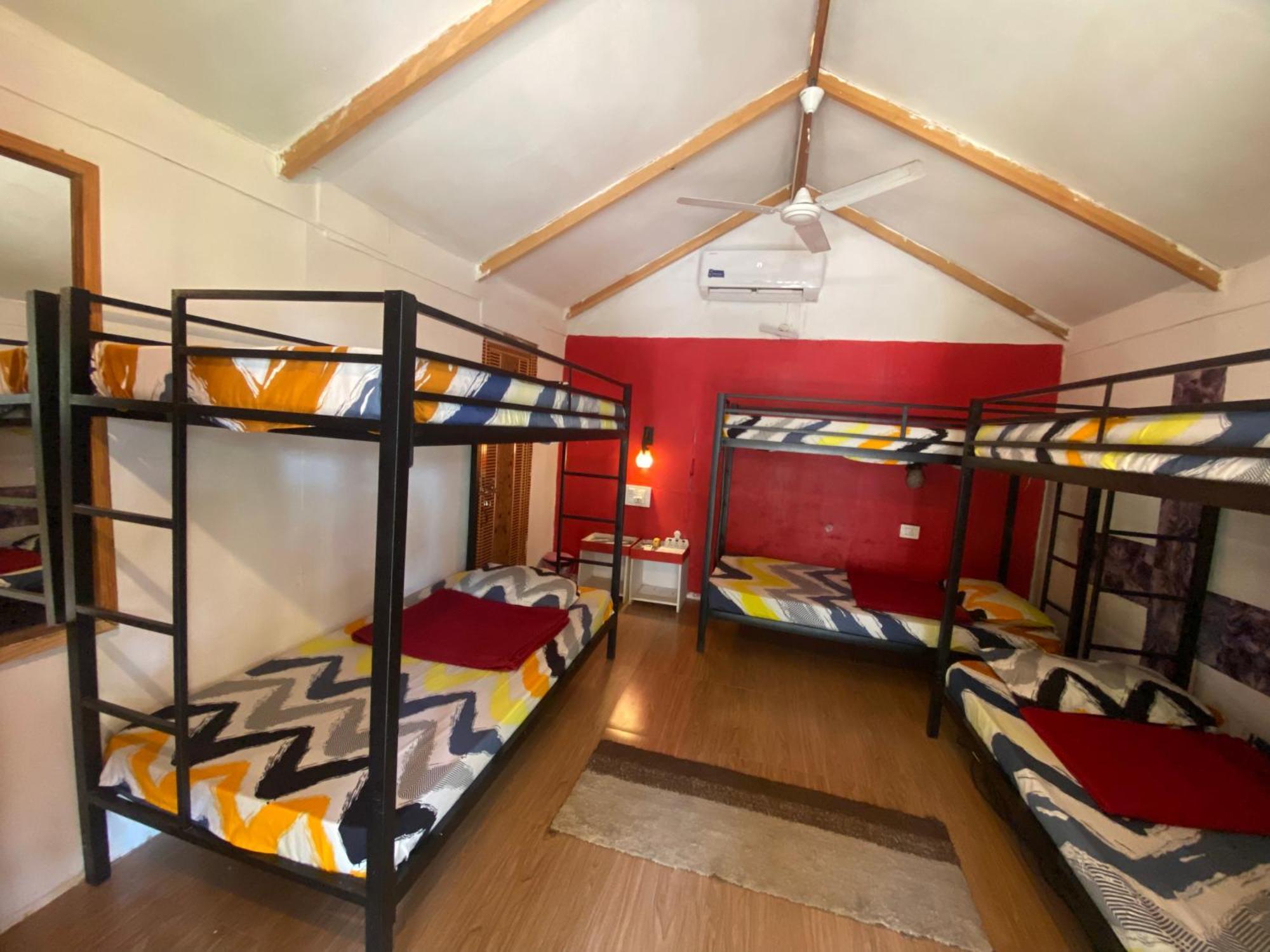 Tropical Bay Hostel Palolem Εξωτερικό φωτογραφία
